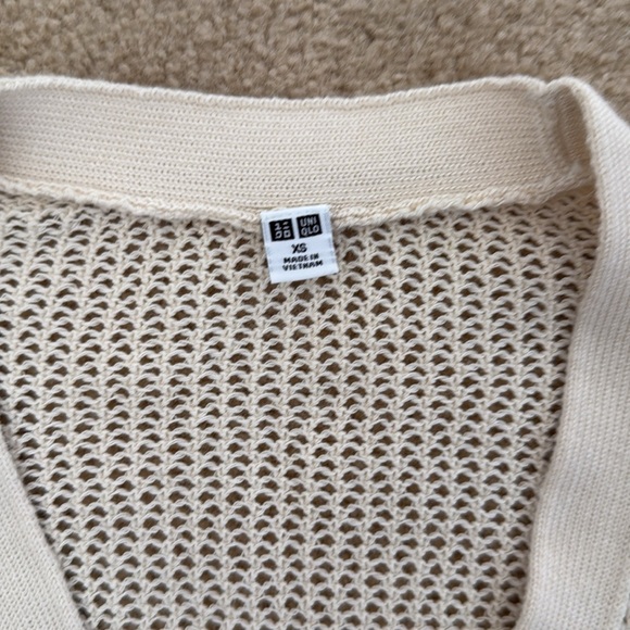 Uniqlo Mesh Long-sleeve Cardigan (Beige XS) - Picture 2 of 3
